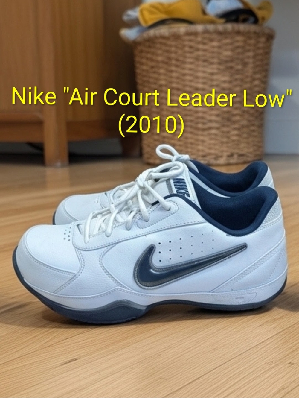 Nike "Air Court Leader Low" (2010) Mens 12 EUC